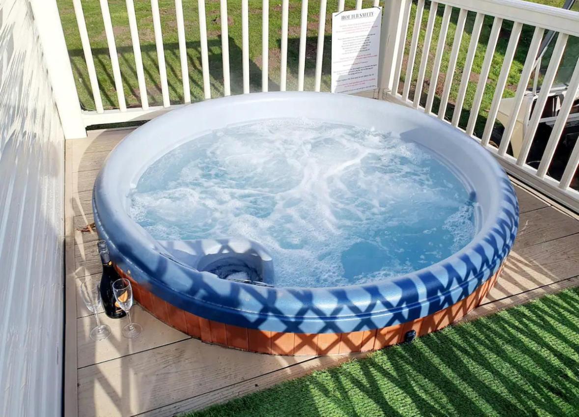 15 Kestrel Close Hot Tub Retreat Tattershall Eksteriør billede